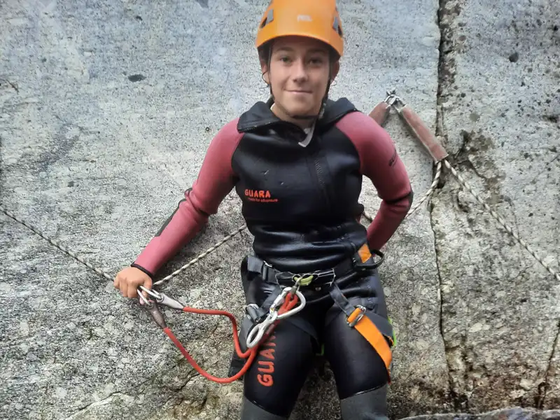 Canyoning dans le Chassezac en Ardèche, parcours intermédiaire