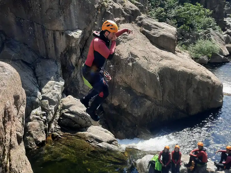 Pack d'activités avec via ferrata et canyoning en Lozère