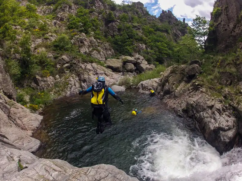 Séjour sportif de canyoning sur 2 jours en Lozère