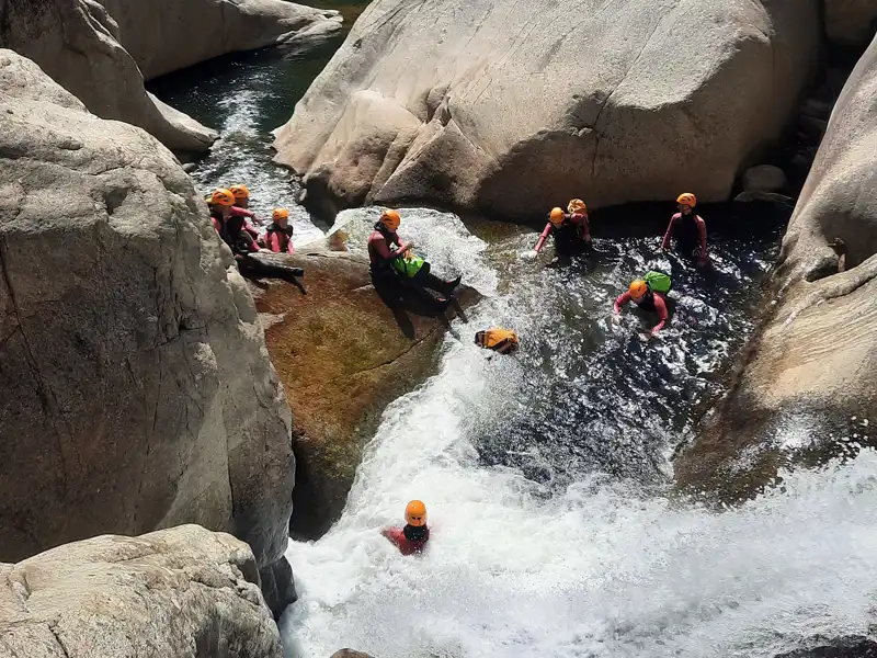 Séjour sportif avec canyoning et via ferrata en Lozère