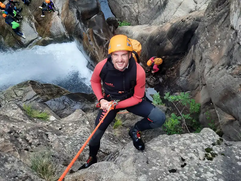 Canyoning dans le Chassezac en Ardèche, parcours intermédiaire
