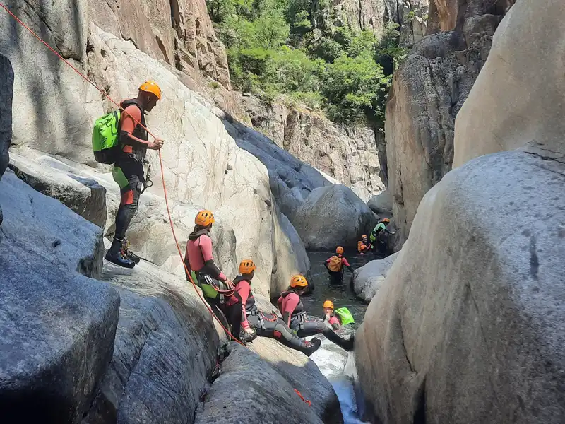 Séjour sportif avec canyoning et via ferrata en Lozère