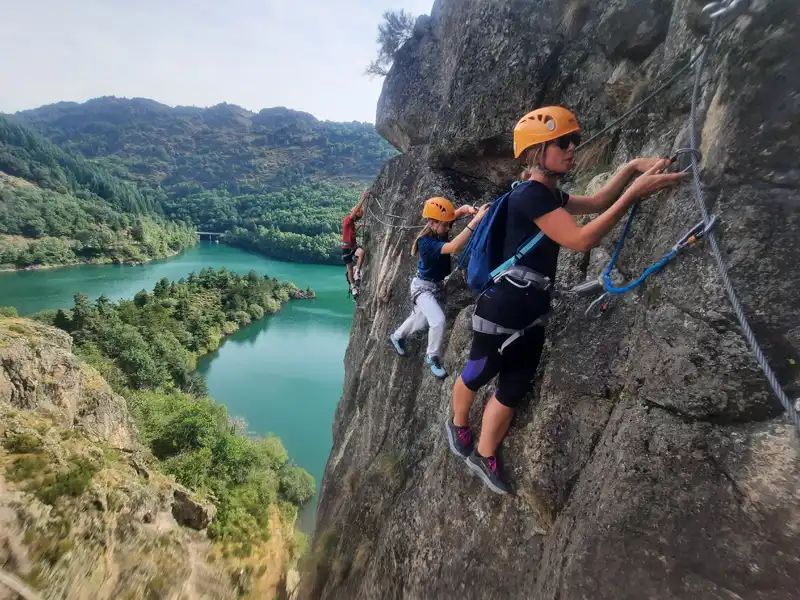 Séjour sportif avec canyoning et via ferrata en Lozère