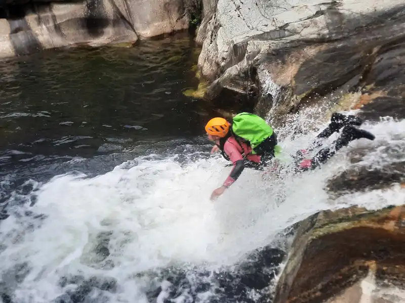 Pack d'activités avec via ferrata et canyoning en Lozère