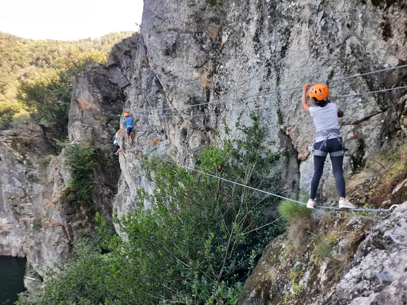 Séjour sportif avec canyoning et via ferrata en Lozère