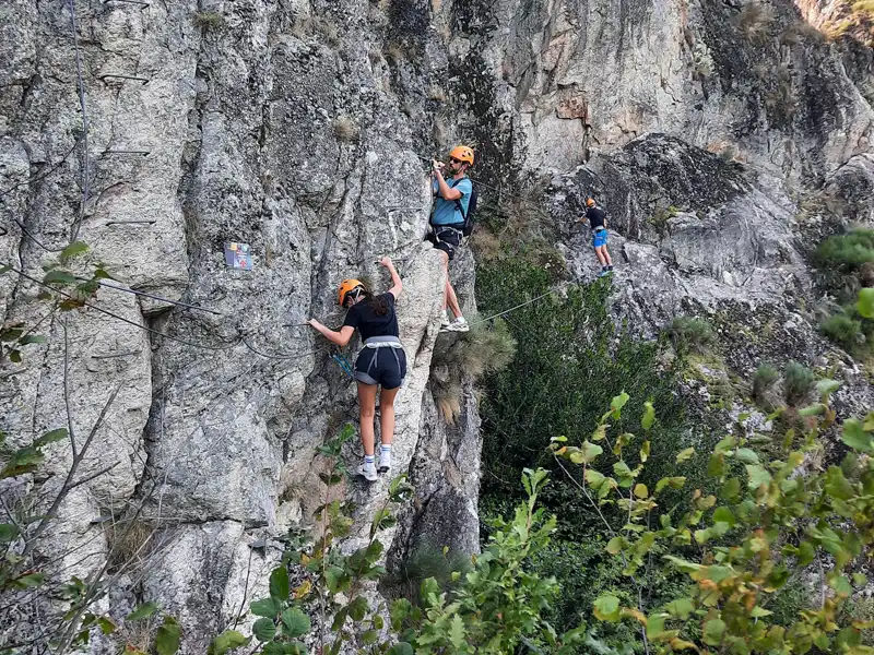 Séjour sportif avec canyoning et via ferrata en Lozère