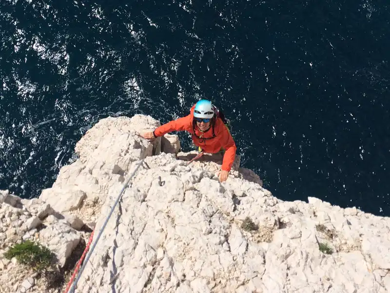 Séjour sportif d'escalade dans les Calanques entre Marseille et Cassis
